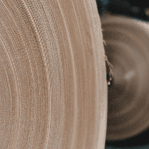 BOBINA KRAFT 130 GR ANCHO 70 CM