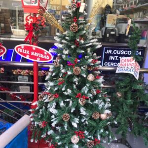 Arbol de Navidad Decorado 1.80M