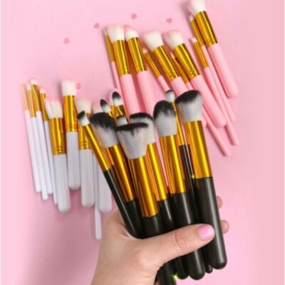 Kit de 10 Pinceles Kabuki para Maquillaje