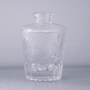 Florero de Vidrio Pomo Tallado 7 x 10.5 cm.