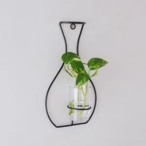 Florero Silueta de Metal Pared con Vaso Vidrio 15.5 x 26 cm.