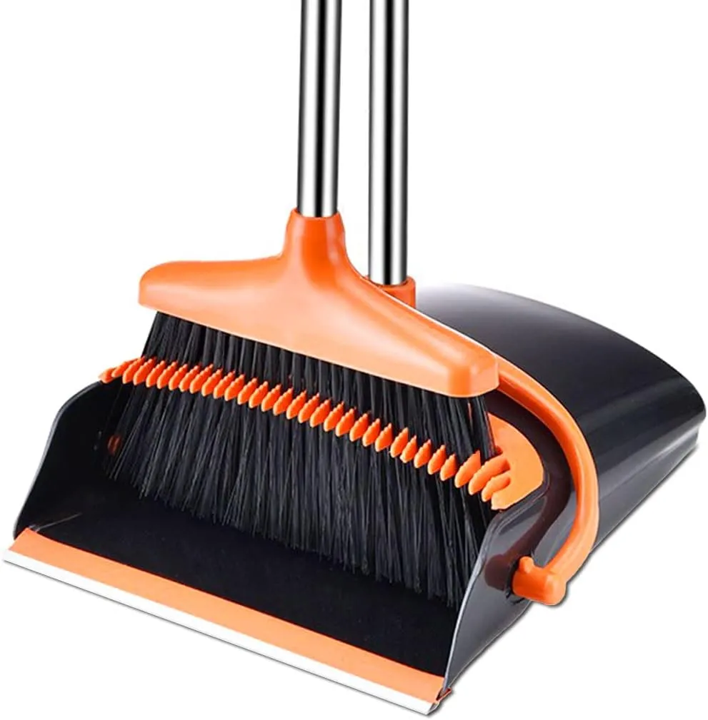 Escobas y Recogedores