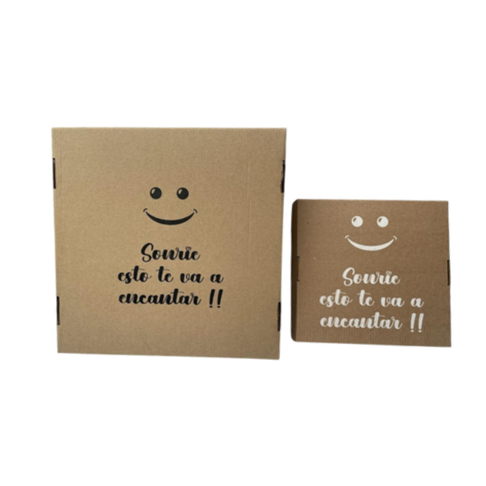 Caja cuadrada para regalo con diseño